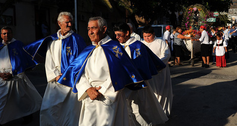 PROCESSIONE RELIGIOSA DEL MARE a Linosa. Fotografie di Giulio Azzarello ©2014. PROCESSIONE RELIGIOSA DEL MARE a Linosa. Fotografie di Giulio Azzarello ©2014.