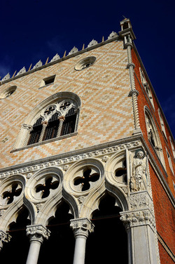 PIAZZA SAN MARCO A VENEZIA fotografie di Giulio Azzarello &copy;2016.