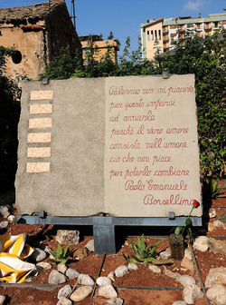 LAPIDE BORSELLINO a Palermo. Fotografie di Giulio Azzarello ©2014.