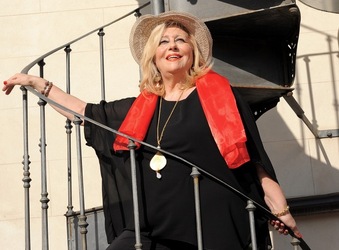 SARA FAVARO attrice e poetessa siciliana. Fotografie di Giulio Azzarello &copy;2018.