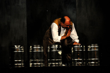 MARCO RENZI e il suo teatro. Fotografie di Giulio Azzarello ©2014.