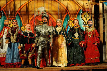 TRADIZIONI IN VIAGGIO mostra di pupi di Mimmo Cuticchio. Fotografie di Giulio Azzarello &copy;2014.