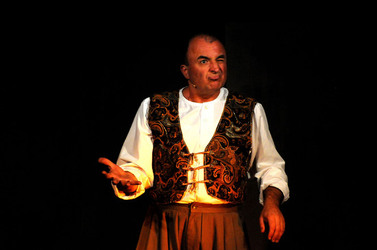 MARCO RENZI e il suo teatro. Fotografie di Giulio Azzarello ©2014.