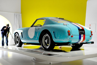 MUSEO ENZO FERRARI di Modena. Fotografie di Giulio Azzarello &copy;2016.