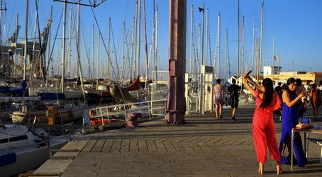 LA CALA di PALERMO fotografie di Giulio Azzarello ©2018. LA CALA di PALERMO fotografie di Giulio Azzarello ©2018.