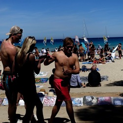 MONDELLO. Fotografie di Giulio Azzarello &copy;2024.