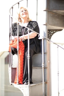 SARA FAVARO attrice e poetessa siciliana. Fotografie di Giulio Azzarello &copy;2018.