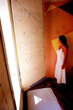 ATELIER SUL MARE fotografie di Giulio Azzarello ©2022. ATELIER SUL MARE fotografie di Giulio Azzarello ©2022.