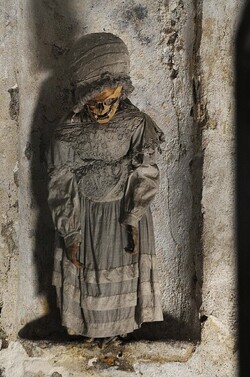 LE CATACOMBE dei cappuccini a Palermo in Sicilia. Fotografie di Giulio Azzarello &copy;2014.