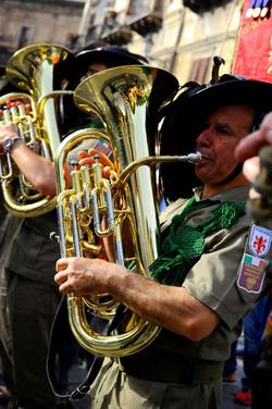 RADUNO di Bersaglieri. Fotografie di Giulio Azzarello &copy;2016.