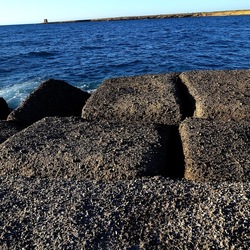 COSTA SICILIANA. Fotografie di Giulio Azzarello &copy;2022.