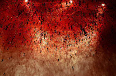 BIENNALE di VENEZIA padiglione giapponese. Foto di Giulio Azzarello &copy;2015 2016. Opera di Chiharu Shiota The KEY in the HAND .