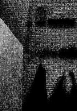 FOTOGRAFIE SPECIALI bianco e nero colore astratto concettuale grafico. Fotografie di Giulio Azzarello &copy;2014.