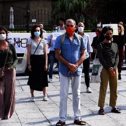 TEATRANTI che manifestano. Fotografie di Giulio Azzarello ©2020. TEATRANTI che manifestano. Fotografie di Giulio Azzarello ©2020.