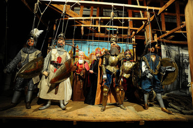 TRADIZIONI IN VIAGGIO mostra di pupi di Mimmo Cuticchio. Fotografie di Giulio Azzarello &copy;2014.