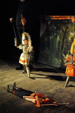 OPERA DEI PUPI di Mimmo Cuticchio in uno spettacolo natalizio a Palermo. Fotografie di Giulio Azzarello ©2014. OPERA DEI PUPI di Mimmo Cuticchio in uno spettacolo natalizio a Palermo. Fotografie di Giulio Azzarello ©2014.