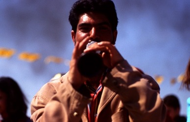 NEWROZ marzo 2001. Curdistan turco. Fotografie di Giulio Azzarello ©2001 2022. NEWROZ marzo 2001. Curdistan turco. Fotografie di Giulio Azzarello ©2001 2022.