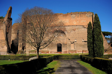 LE TERME DI CARACALLA a Roma visioni panoramiche o particolari. Fotografie di Giulio Azzarello &copy;2014.