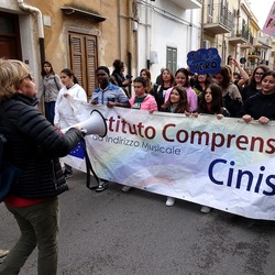 AFROCHE. Fotografie di Giulio Azzarello ©2024. AFROCHE. Fotografie di Giulio Azzarello ©2024.