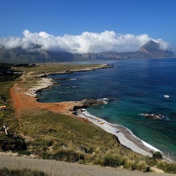 MACARI. Fotografie di Giulio Azzarello &copy;2023.