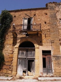 I RUDERI DI POGGIOREALE a Gibellina in Sicilia. Fotografie di Giulio Azzarello ©2014. I RUDERI DI POGGIOREALE a Gibellina in Sicilia. Fotografie di Giulio Azzarello ©2014.