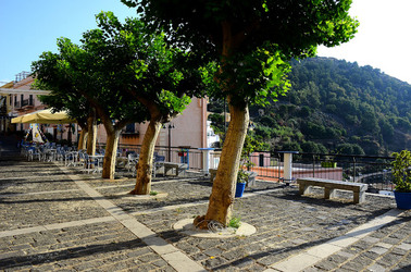 ISOLA DI USTICA il paese. Fotografie di Giulio Azzarello ©2016. ISOLA DI USTICA il paese. Fotografie di Giulio Azzarello ©2016.