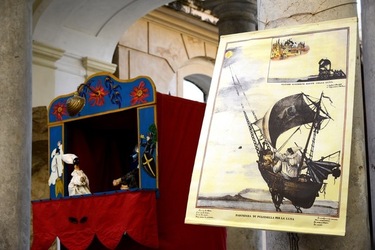 BRUNO LEONE Pulcinella. Fotografie di Giulio Azzarello ©2020. BRUNO LEONE Pulcinella. Fotografie di Giulio Azzarello ©2020.