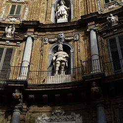 PALERMO. Fotografie di Giulio Azzarello ©2022. PALERMO. Fotografie di Giulio Azzarello ©2022.