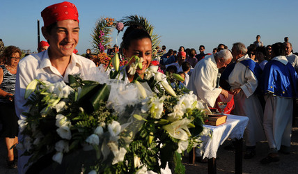 PROCESSIONE RELIGIOSA DEL MARE a Linosa. Fotografie di Giulio Azzarello ©2014. PROCESSIONE RELIGIOSA DEL MARE a Linosa. Fotografie di Giulio Azzarello ©2014.
