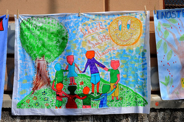 IL MURO DELL ANTIMAFIA e della legalit&agrave; a Partinico in Sicilia. Fotografie di Giulio Azzarello &copy;2014.