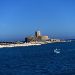 TRAPANI. Fotografie di Giulio Azzarello &copy;2022.