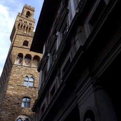 FIRENZE fotografie di Giulio Azzarello &copy;2022.