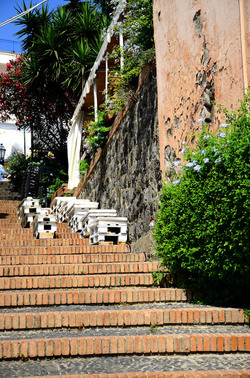 ISOLA DI USTICA il paese. Fotografie di Giulio Azzarello ©2016. ISOLA DI USTICA il paese. Fotografie di Giulio Azzarello ©2016.