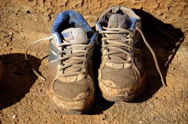 SCARPE di persone povere. Fotografie di Giulio Azzarello &copy;2016.