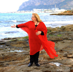 SARA FAVARO attrice e scrittrice italiana. Fotografie di Giulio Azzarello &copy;2015 2016.