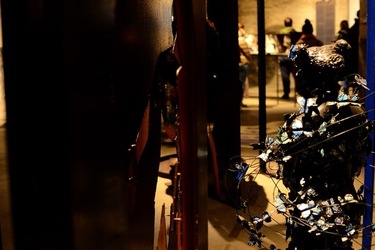 VENEZIA installazione nigeriana inizio Arsenale. Biennale Arch. Cont.. Fotografie di Giulio Azzarello &copy;2022.