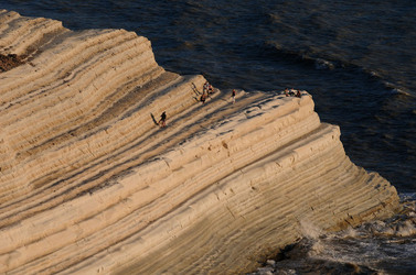 SCALA DEI TURCHI in Sicilia. Fotografie di Giulio Azzarello &copy;2014.