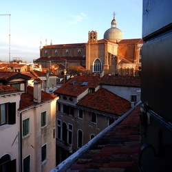 VENEZIA fotografie di Giulio Azzarello &copy;2022.