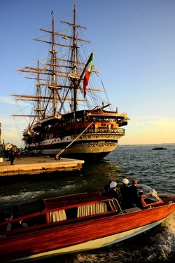 AMERIGO VESPUCCI fotografie di Giulio Azzarello ©2020. AMERIGO VESPUCCI fotografie di Giulio Azzarello ©2020.