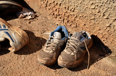 SCARPE di persone povere. Fotografie di Giulio Azzarello &copy;2016.