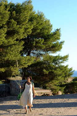 PAOLA PACE attrice italiana di origini siciliane Palermo ritratti a Sellinunte. Fotografie di Giulio Azzarello ©2014.