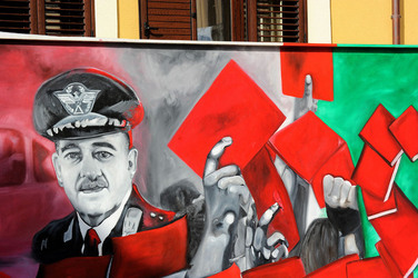 IL MURO DELL ANTIMAFIA e della legalit&agrave; a Partinico in Sicilia. Fotografie di Giulio Azzarello &copy;2014.