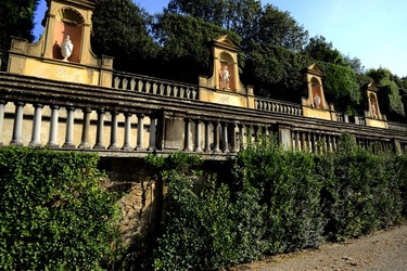 FIRENZE PALAZZO PITTI e GIARDINO DI BOBOLI. Fotografie di Giulio Azzarello &copy;2022.