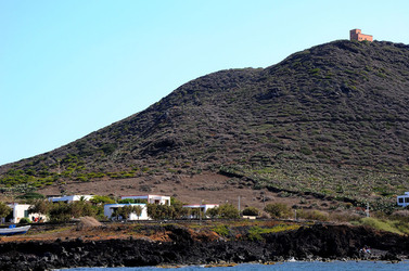 ISOLA DI LINOSA panoramiche e particolari. Fotografie di Giulio Azzarello &copy;2014.