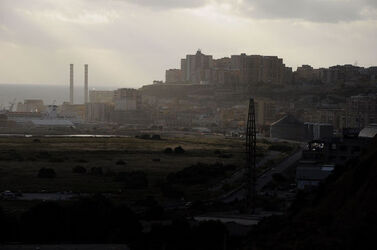 PORTO EMPEDOCLE in Sicilia. Fotografie di Giulio Azzarello &copy;2014.