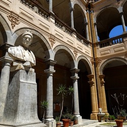 PALERMO. Fotografie di Giulio Azzarello &copy;2023.