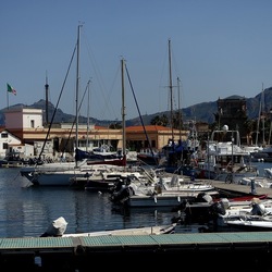 PALERMO. Fotografie di Giulio Azzarello &copy;2024.