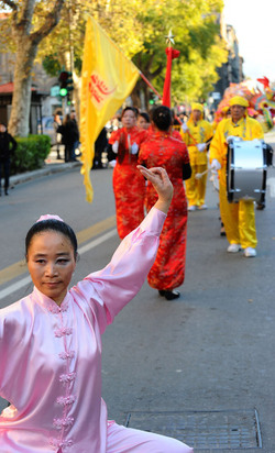 CAPODANNO CINESE panoramiche e particolari. Fotografie di Giulio Azzarello &copy;2014.