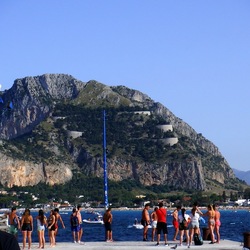 MONDELLO. Fotografie di Giulio Azzarello &copy;2022.