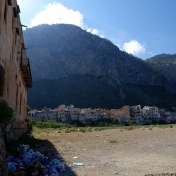 PERIFERIE. Fotografie di Giulio Azzarello &copy;2022.